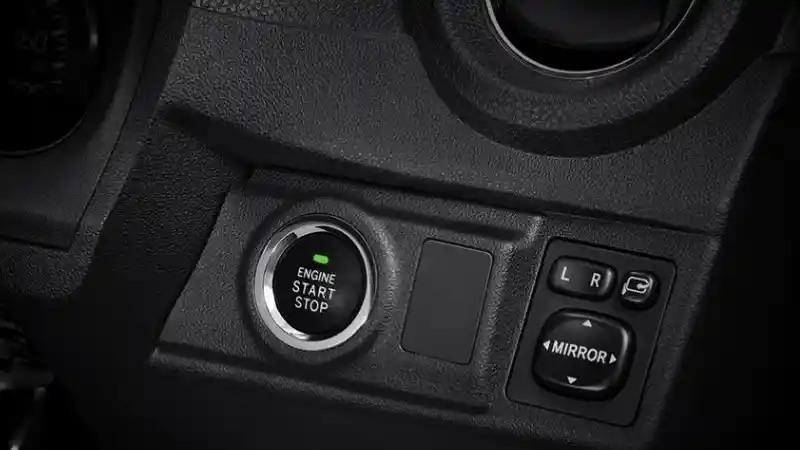 Foto - Agya Facelift Resmi Dijual Mulai dari RP 143,8 Juta