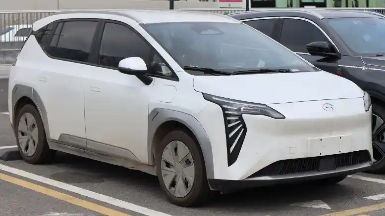 Foto - Ada Satu Merek Mobil Cina Lagi Meluncur Minggu Depan Di Indonesia