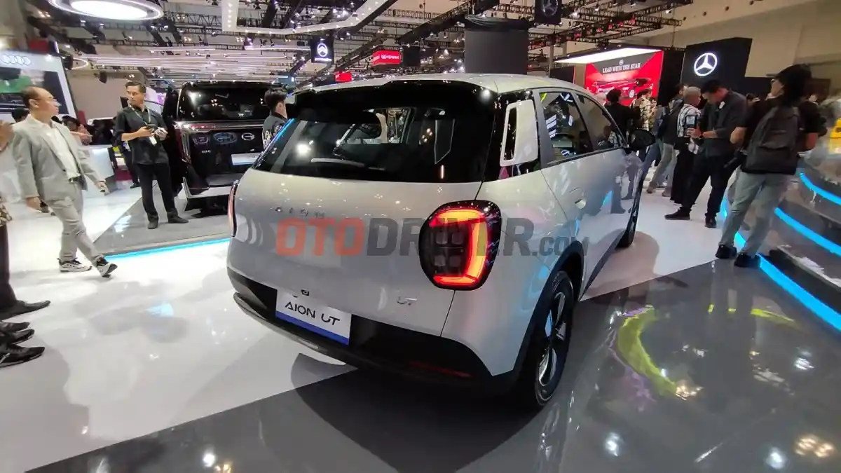 Foto - Aion UT Resmi Meluncur Di GIIAS Dengan Banderol Rp 330 juta, Ini Dia Spesifikasi Lengkapnya