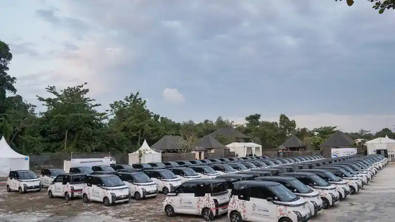 Mobil Listrik - Pemerintah Menargetkan 200.000 Unit Kendaraan Elektrifikasi Terjual Setiap Tahunnya
