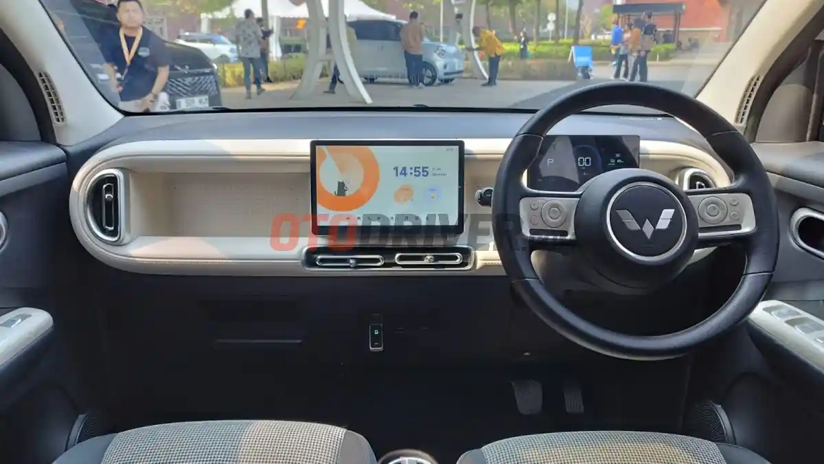 Foto - Fokus Pada Fungsionalitas, Wuling Aira ev Pangkas Fitur WIND