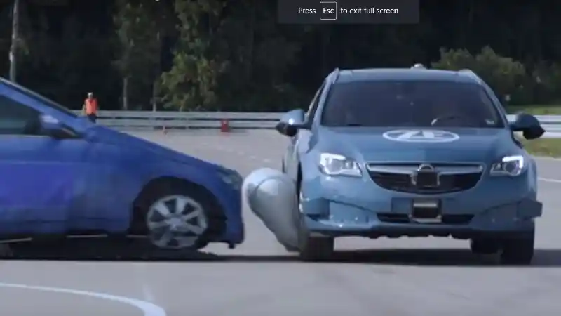 Berita - VIDEO: Airbag Eksternal Sudah Bukan Isapan Jempol Lagi