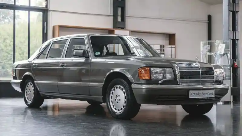 Foto - 40 Tahun Lalu, Mercedes-Benz Tercatat Sebagai Pencetus Airbag Modern