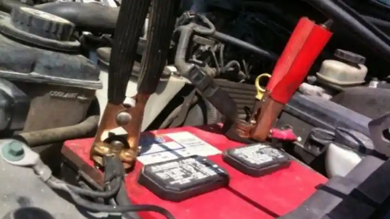 Foto - Waspada Aki Tekor Selama PPKM Darurat Berlangsung