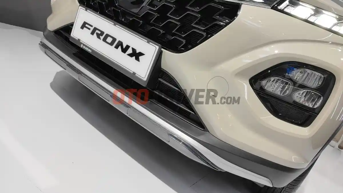 Foto - Harga Aksesoris Resmi Suzuki Fronx Untuk Eksterior Dan Interior