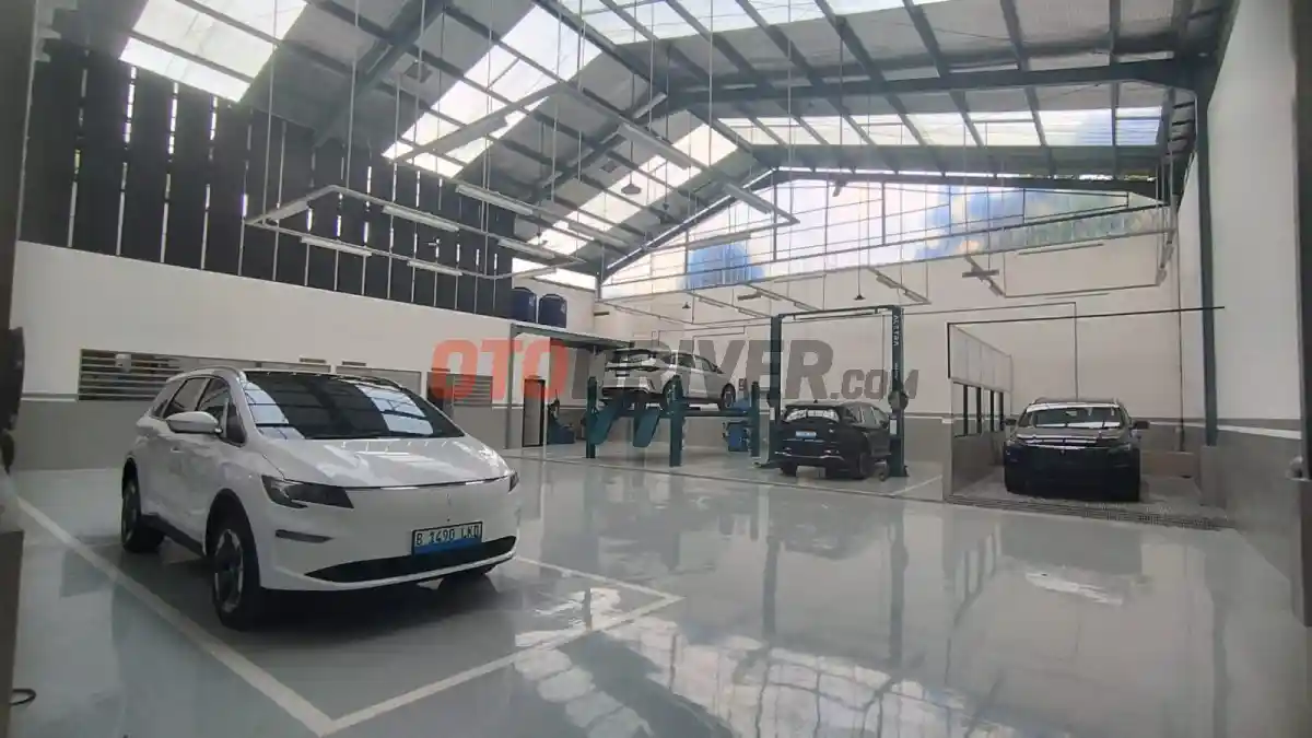 Foto - Aletra Buka Dealer Ke 4 Di Jaksel, Ini Fasilitasnya