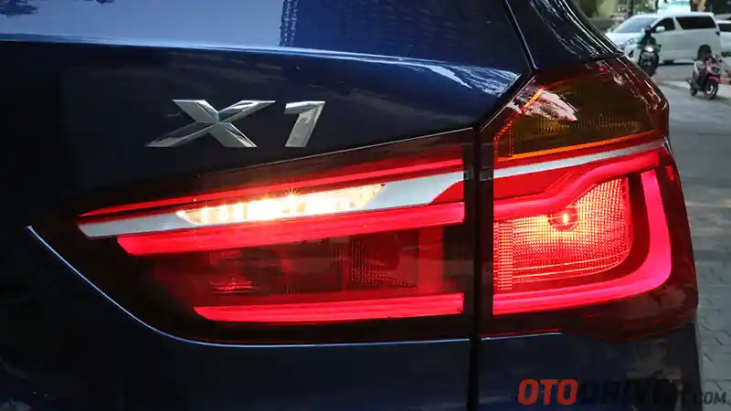 Foto - FIRST DRIVE: BMW X1 sDrive 18i 2016