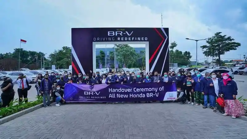 Foto - 50 Unit All New BR-V Mendarat di Surabaya