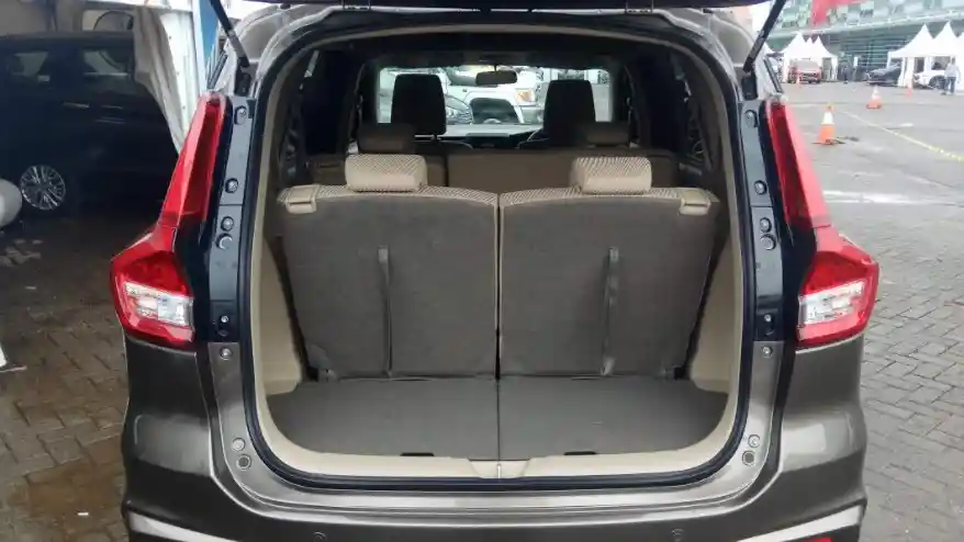 Foto - Komparasi Suzuki All New Ertiga VS Mitsubishi Xpander