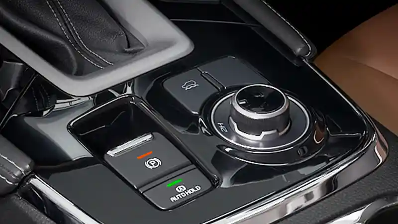 Foto - All New Isuzu MU-X, Semakin Bongsor, Fitur Melimpah dan Dijual Mulai Rp 500 jutaan.