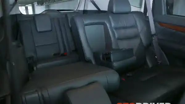 Foto - FIRST DRIVE: Mitsubishi All New Pajero Sport Dakar 4x2 A/T Spek Indonesia