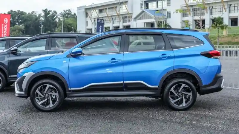 Foto - Jangan Iri Lihat Fitur Toyota Rush Versi Malaysia yang Baru Meluncur