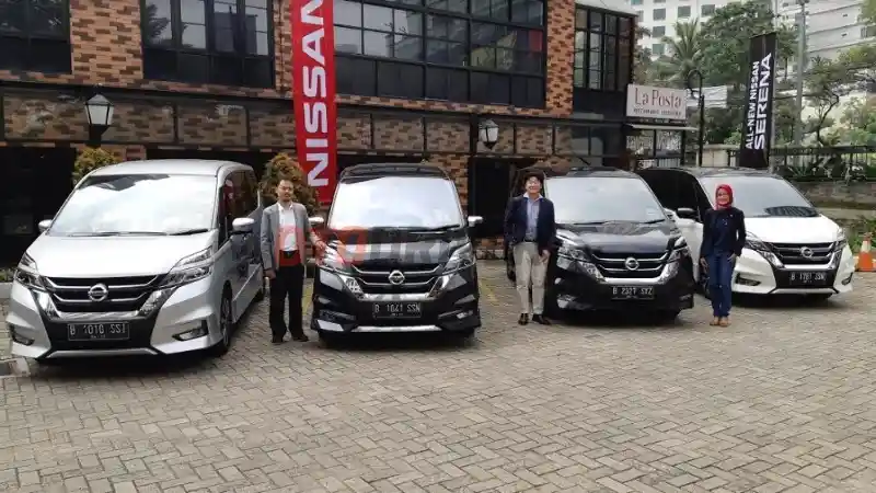 Foto - Nissan Yakin Penjualan Serena Akan Kalahkan Voxy
