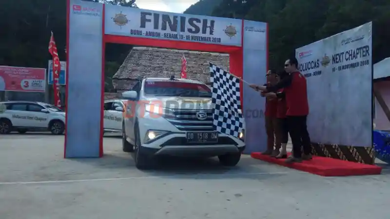 Foto - Ekspedisi Daihatsu All New Terios Berhasil Finish di Pulau Seram