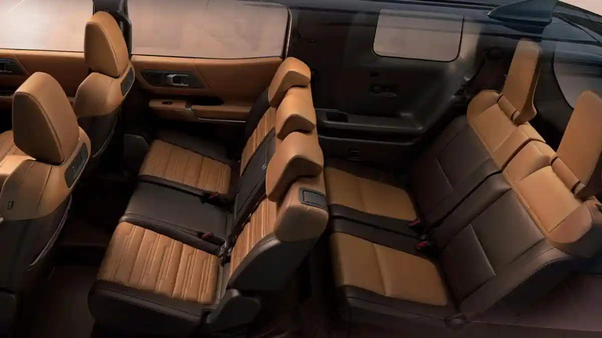 Foto - All New Mitsubishi Pajero Tadinya Cuma Jadi Triton Versi SUV