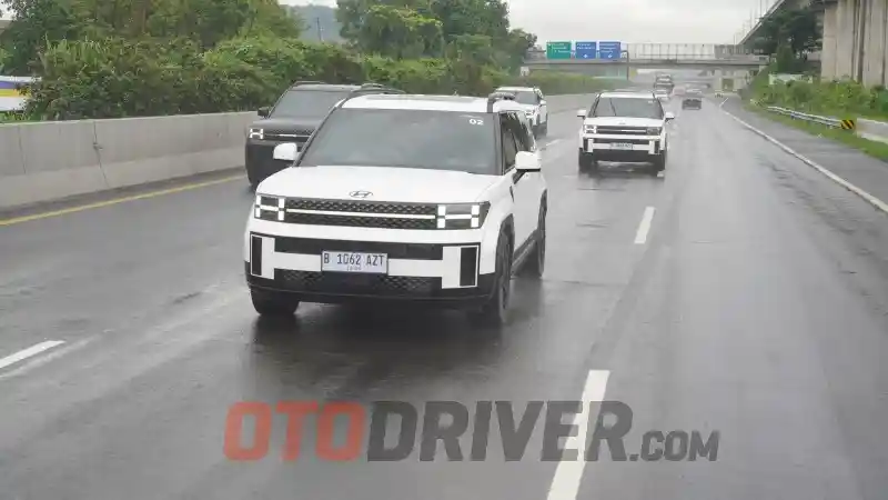 Foto - Jajal Hyundai All New Santa Fe, Langsung Ke Habitatnya