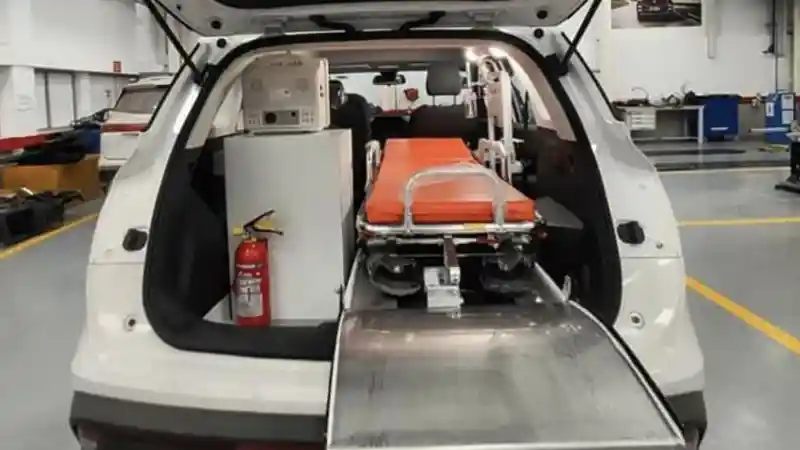 Foto - Ketika "Wuling Almaz" Menjadi Ambulans di India