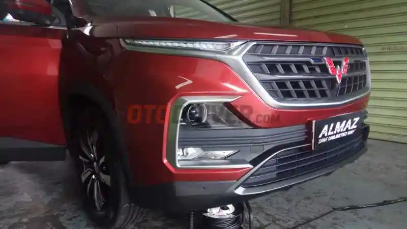 Berita - 4 Hal yang Masih Dirahasiakan dari Wuling Almaz