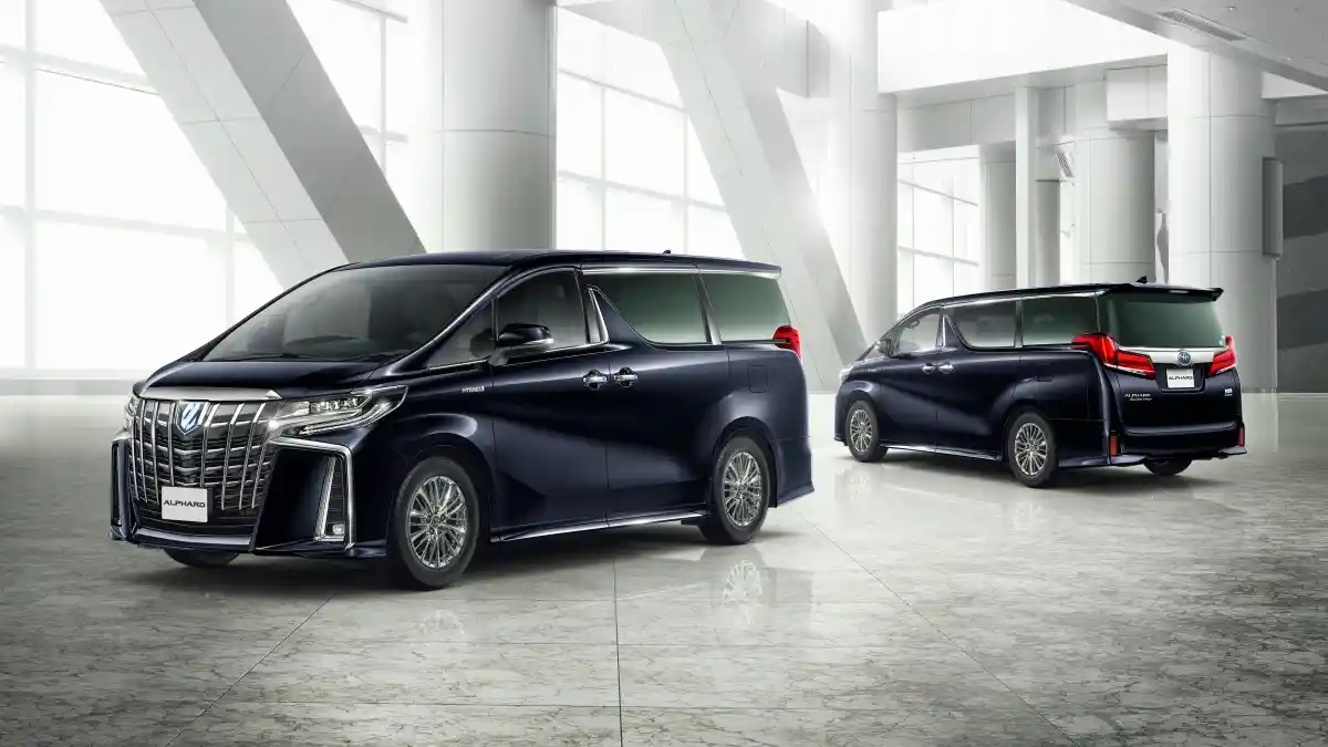Foto - Toyota Alphard dan Vellfire 2018 Siap Mengaspal di Malaysia