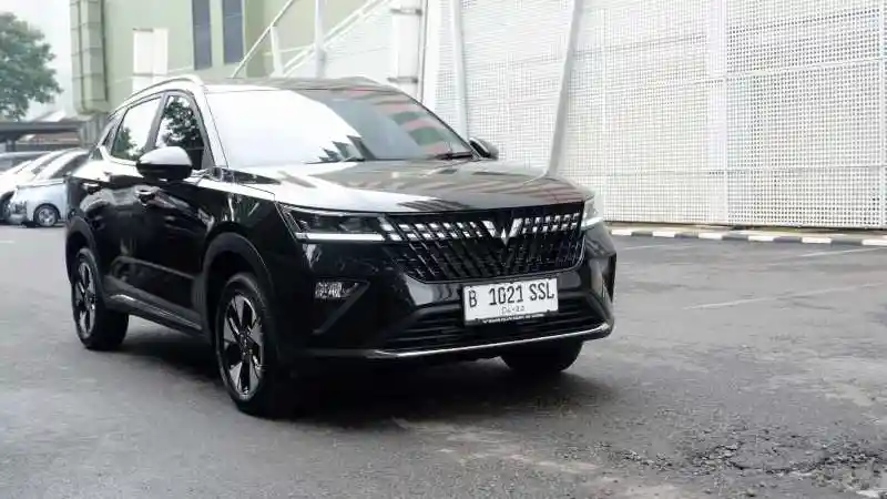 Tips - Lebih Berhati-Hati Rawat Mobil Berwarna Hitam, Begini Caranya