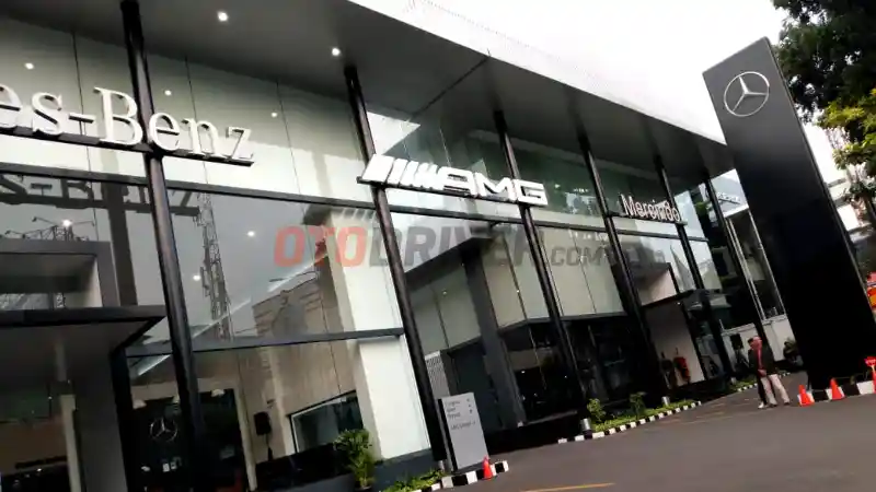 Foto - AMG Buka Gerai Resmi Pertama di Indonesia