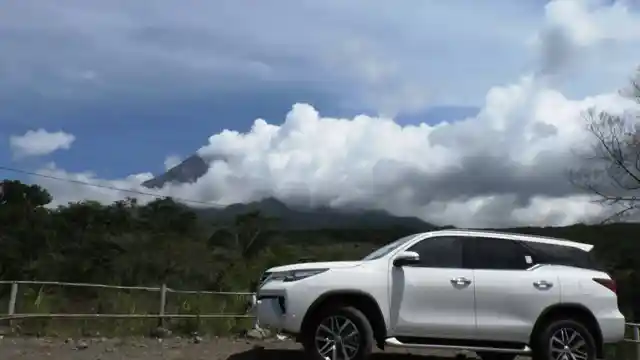 Foto - FIRST DRIVE : Uji Ketangguhan Toyota All New Fortuner Di Gunung Merapi