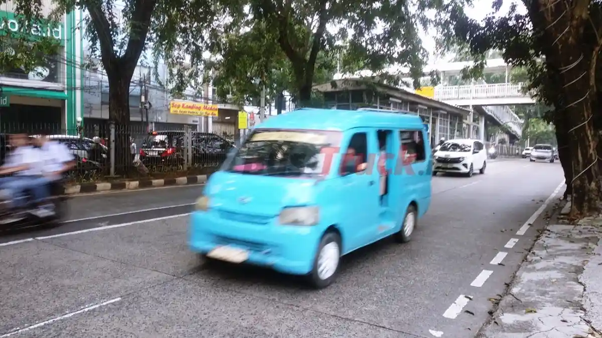 Foto - Transjabodetabek Tambah Rute Ke Wilayah Depok