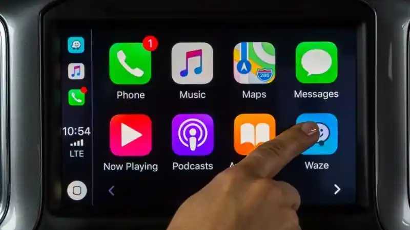 Foto - Waze Berintegrasi Dengan Apple CarPlay, Mudahkan Bernavigasi
