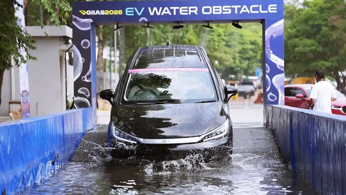 Foto - BYD Raih 4.250 SPK Di GIIAS 2026, M6 DM Jadi Salah Satu Yang Terlaris