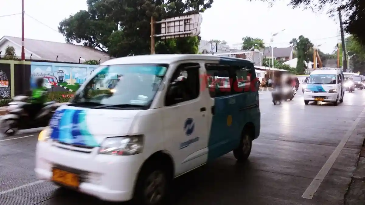 Foto - Driver Wanita Transjakarta Terus Bertambah