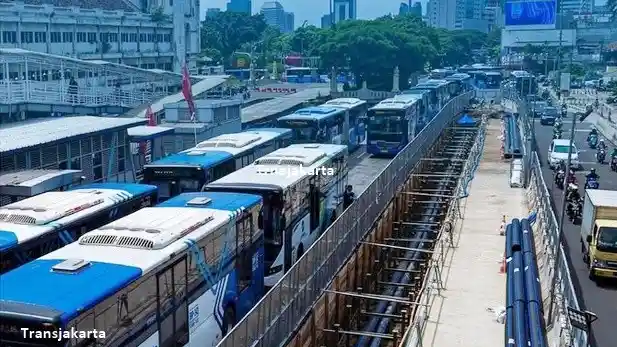 Bus - Transjakarta Siap Diperluas Hingga Transjabodetabek