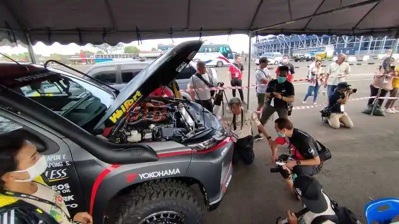 Foto - Tampil di AXCR 2022, Mitsubishi Triton Besutan Rifat Sungkar Andalkan Mesin Standar