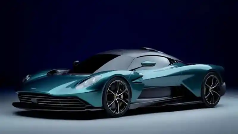 Foto - Dibantu Pemerintah Inggris Rp 150 Triliun, Aston Martin Bertransformasi Ke EV di 2026