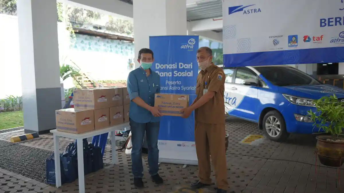 Berita - Tanggap Darurat Covid-19, Asuransi Astra Serahkan Sembako Senilai Rp 2 Miliar