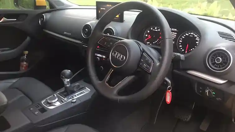 Foto - FIRST DRIVE: Audi A3 Sportback 2017