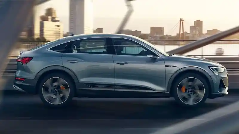 Foto - Audi Merilis 3 Varian E-Tron 22 Juli Mendatang, Simak Kehebatannya