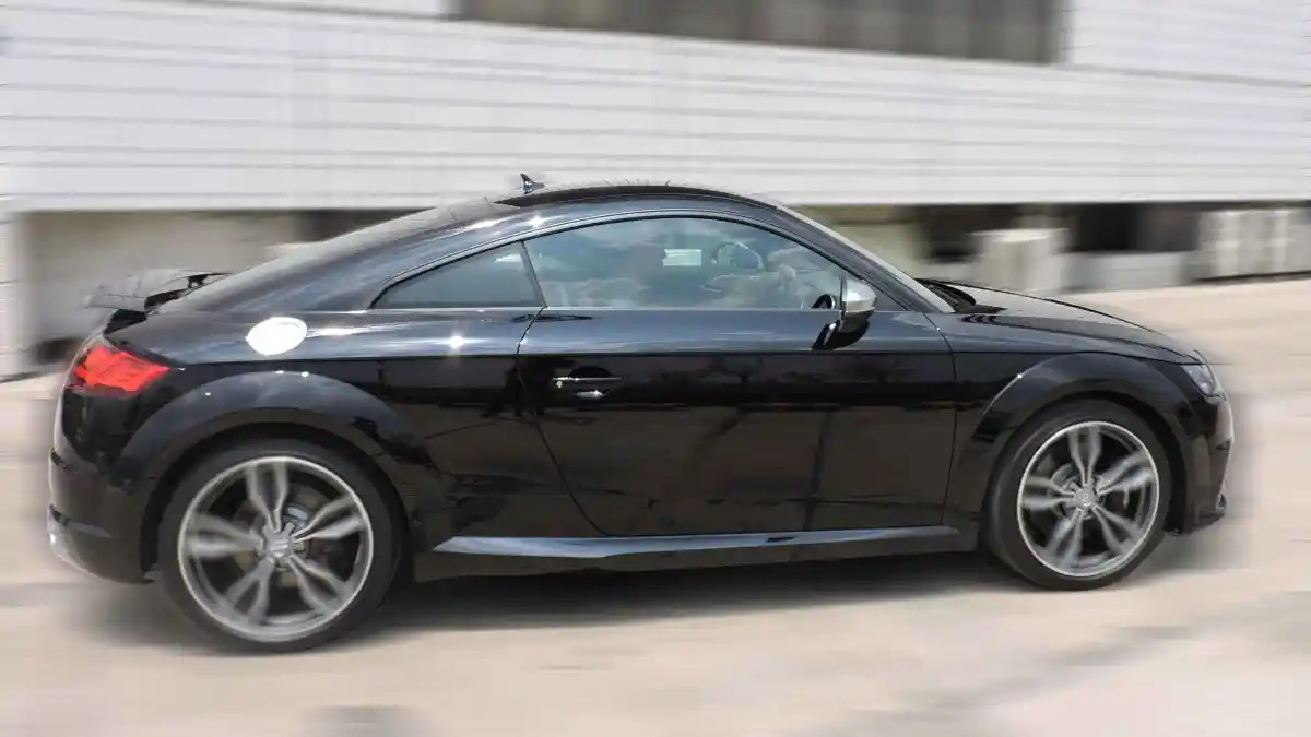 Tips - Beberapa Hal Ini Ternyata Bisa Merusak Ban