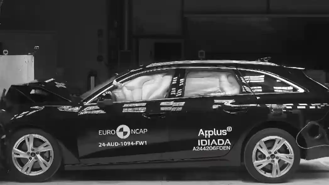 Crash Test - VIDEO: Crash Test Audi A6 (Euro NCAP)