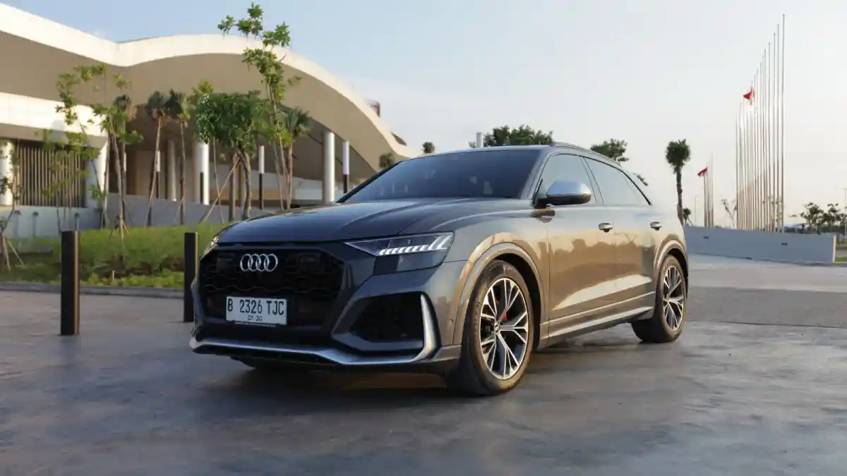 Berita - Mudik In Style 2026 : Perfoma Audi Q8, Mampu Melupakan Kekurangannya