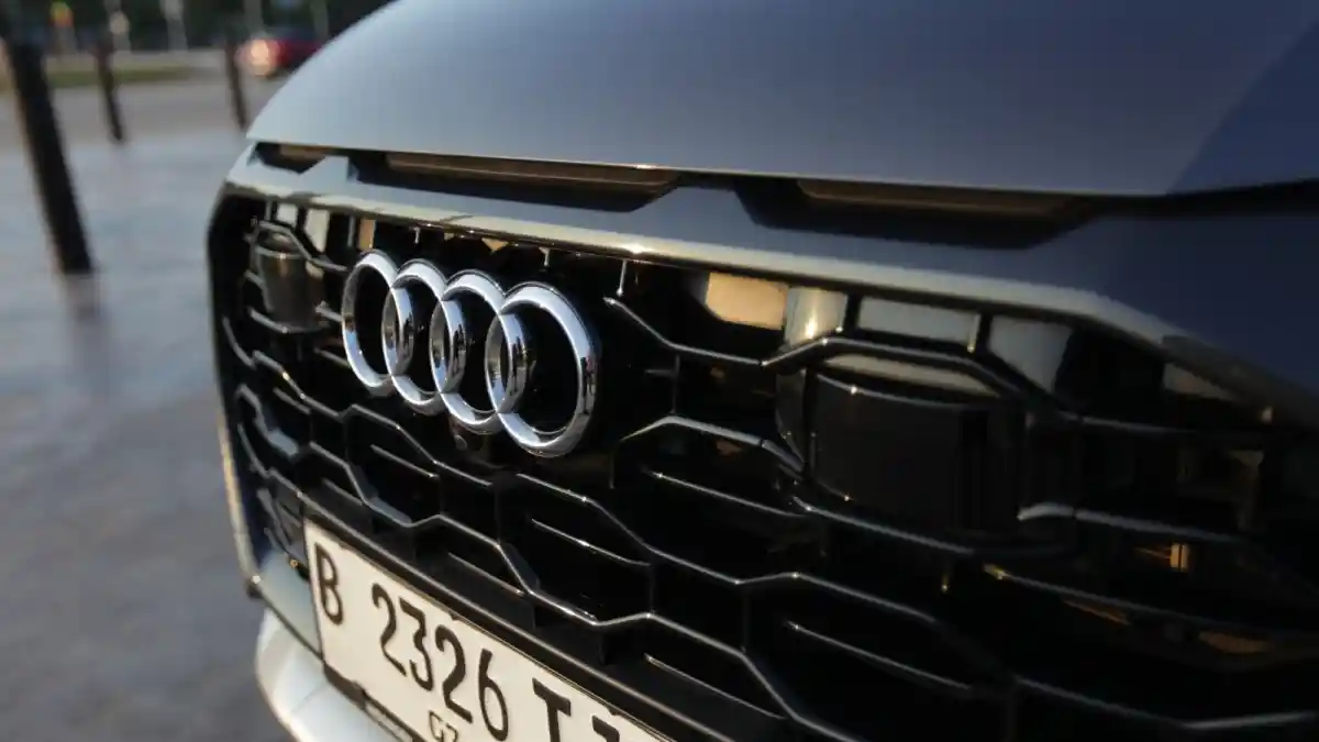 Foto - Mudik In Style 2026 : Perfoma Audi Q8, Mampu Melupakan Kekurangannya