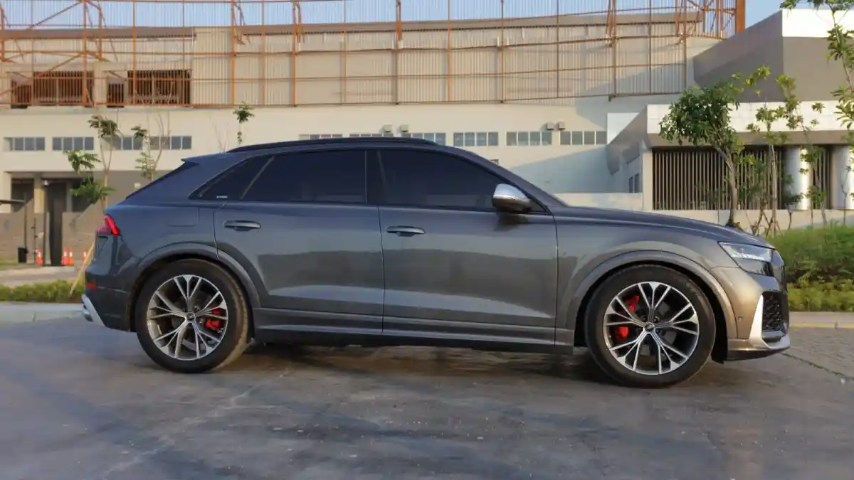 Foto - Mudik In Style 2026 : Perfoma Audi Q8, Mampu Melupakan Kekurangannya