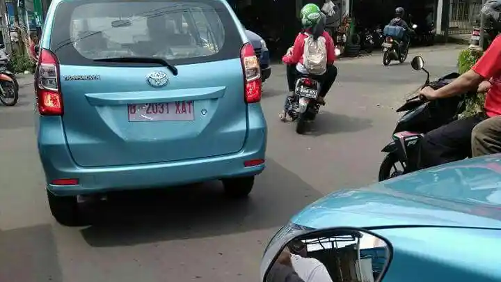 Foto - LMPV Banyak Jadi Armada Taksi, Bagaimana Nasib Limo?