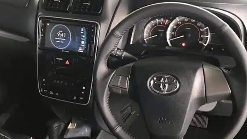 Foto - Pilih Toyota New Veloz Atau Mitsubishi Xpander Ultimate?