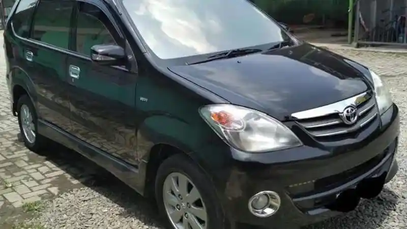 Foto - #10YearsChallenge: Toyota Avanza Dapati Facelift Kini Dan 10 Tahun yang Lalu