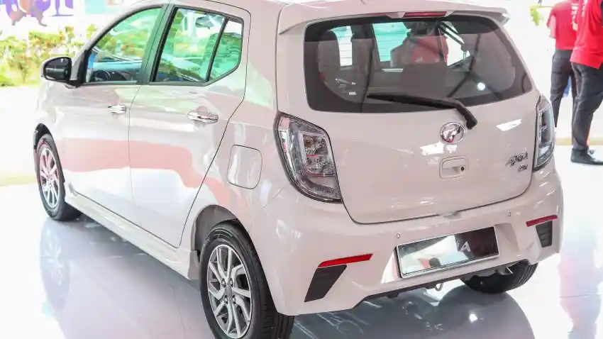 Foto - Daihatsu Indonesia Suplai Komponen Facelift Untuk Perodua Axia 2017 Di Malaysia