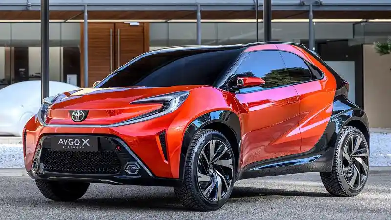 Berita - Toyota Siap Luncurkan Adik C-HR Bulan Depan Di Eropa 