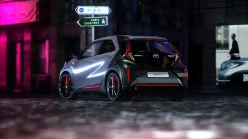 Foto - Di Indonesia Ada Toyota Agya GR Sport, Di Eropa Ada Aygo X Undercover