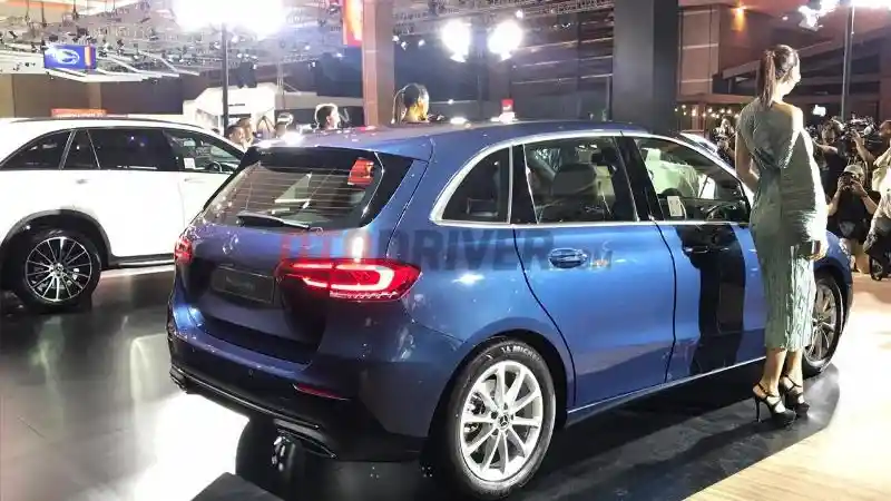 Foto - Mercedes-Benz B-Class Resmi Dijual, Tak Sampai RP 700 Juta Off The Road