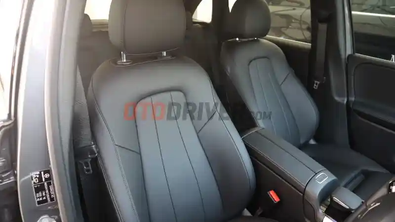 Foto - FIRST DRIVE: Mercedes-Benz B200 Progressive Line 2019