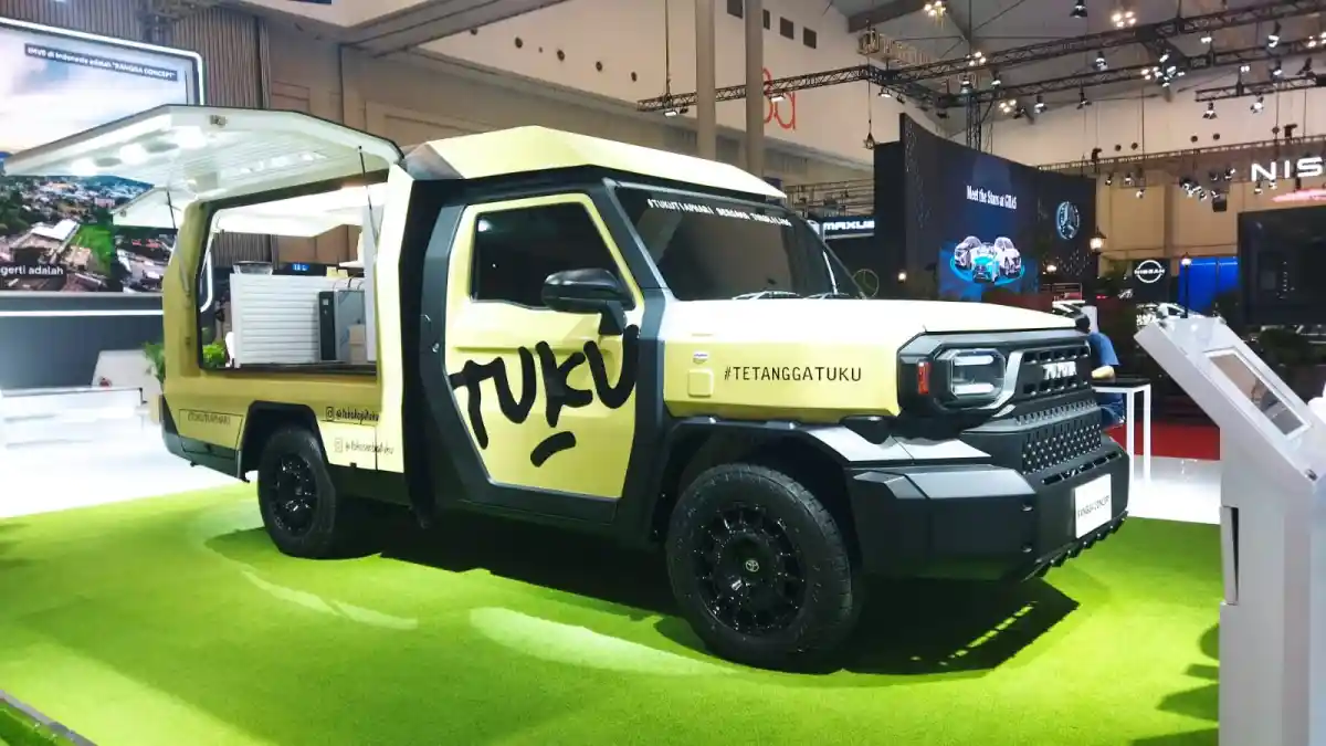 Foto - Adu Keren Wuling Formo Max Kopi Nako vs Toyota Rangga Concept Kopi Tuku